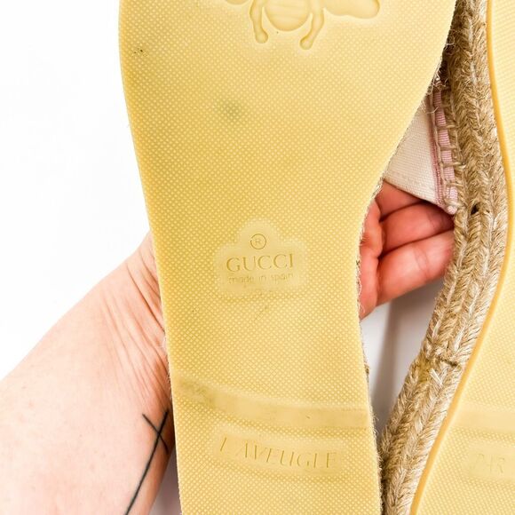 Gucci Sandals with Pink Logo and Cream Base - Picture 12 of 14